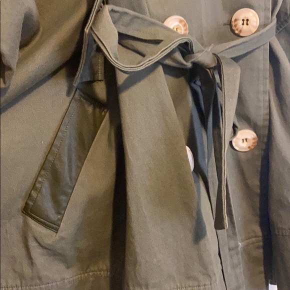 Rehab Army Green Button Up Trench Coat Size M/L - Picture 2 of 8